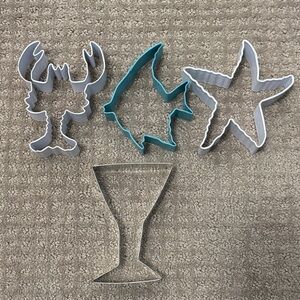 Sea Life Cookie Cutter Set - White and Blue plus martini